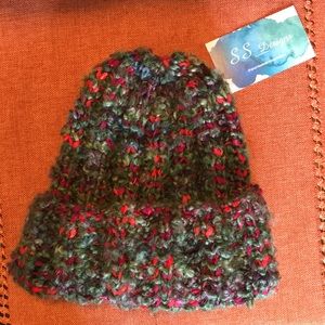 ❤️ SALE NWT Handknit artisan hat